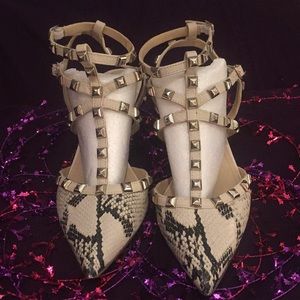 BCBG eneration snakeskin heels